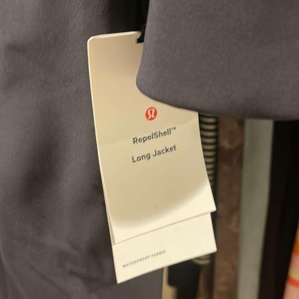 Lulu lemon Rapelshell long jacket - Picture 10 of 10